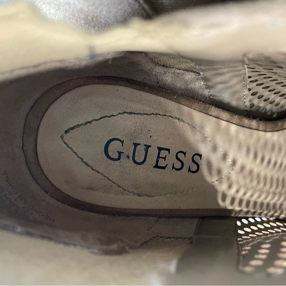 Guess Olysa Sandal Tan Size 7.5 Women’s Open Toe Slip On Block Heel - Picture 11 of 11